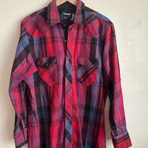 Vintage Wrangler Men's Red and Blue Plaid Button Down Shirt